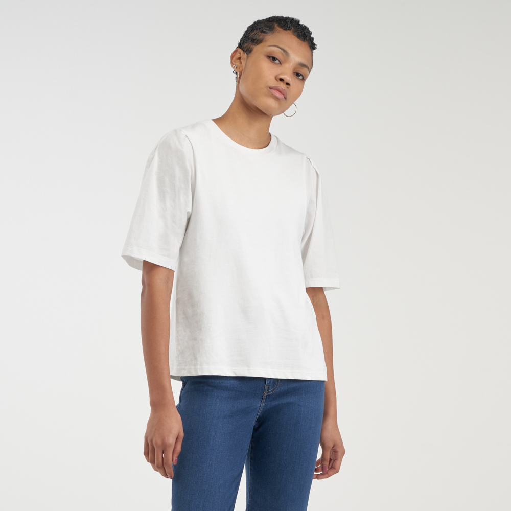Levi's® Women's Golden Hour Woven T-Shirt 19759-0003